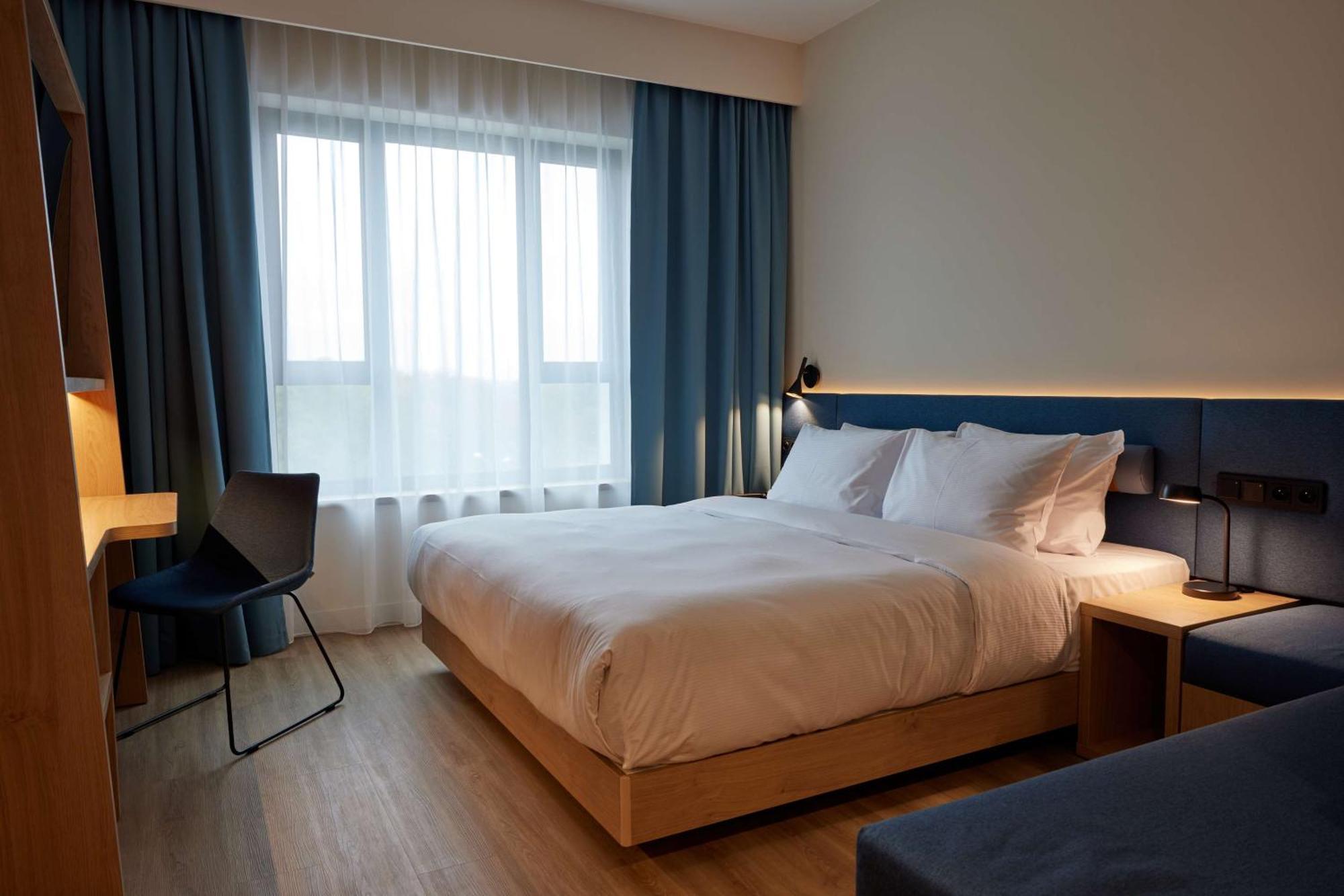 Hampton By Hilton Poznan Swarzedz Hotel Eksteriør billede